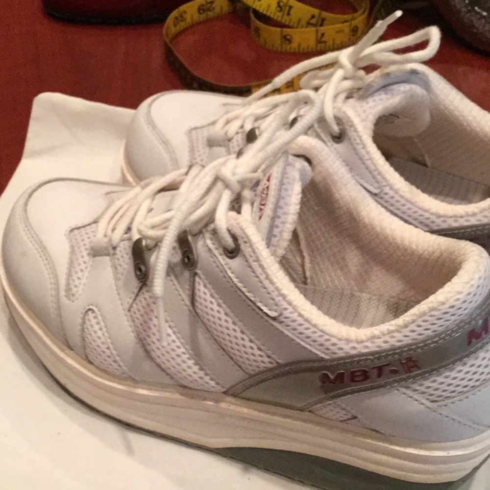 Shoes - Picture 2 of 5